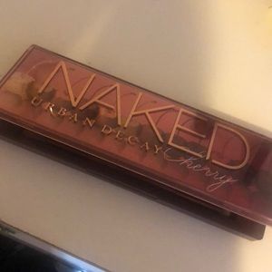 Never used, Naked Cherry eyeshadow palette